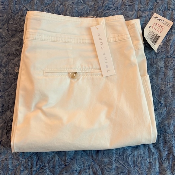 Shorts by Trina Turk NWT - Picture 3 of 4